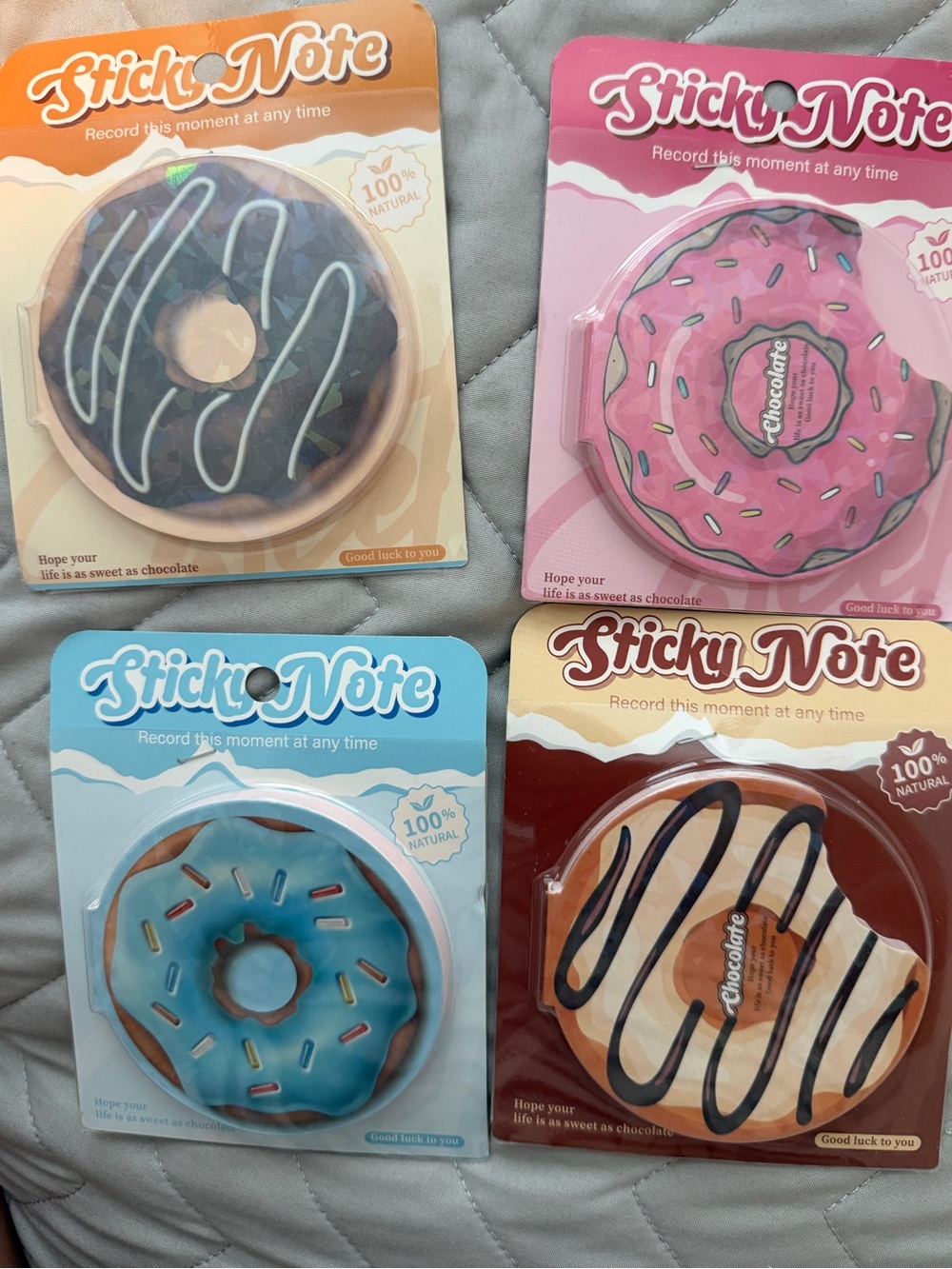 4 Donut-Shaped sticky Pads - 4 packs of 100-sticky notes